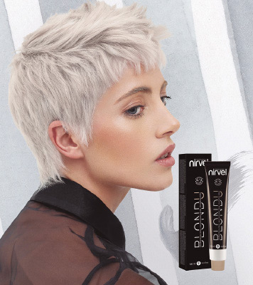 BLOND U