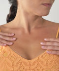 Guide on the Neck & Décolletage